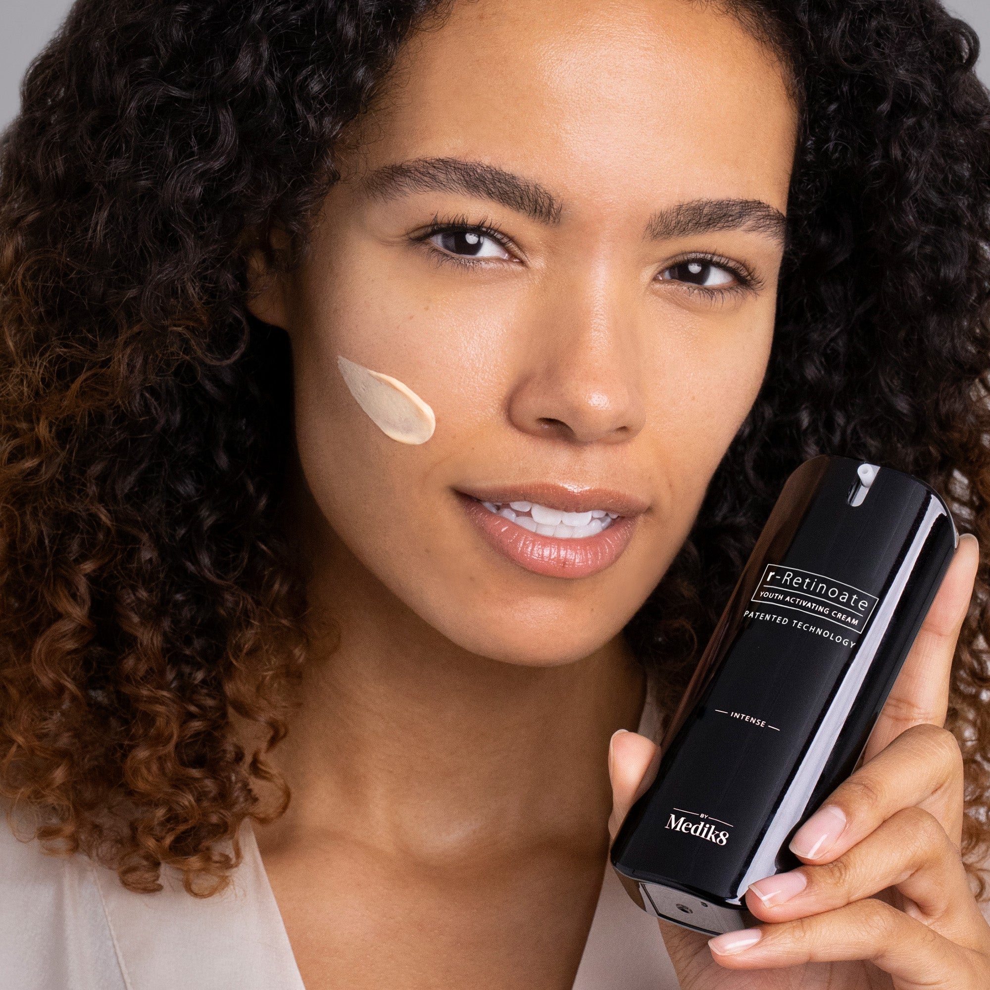 Medik8 R-Retinoate Intense