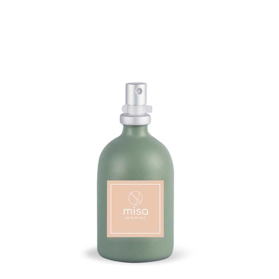 MISA PILLOW MIST FLOWERING IN FOREST